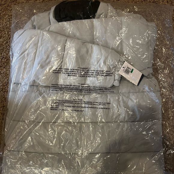 PERRY ELLIS light gray & black puffer tech jacket coat  Size L NWT winter ski - Picture 11 of 12